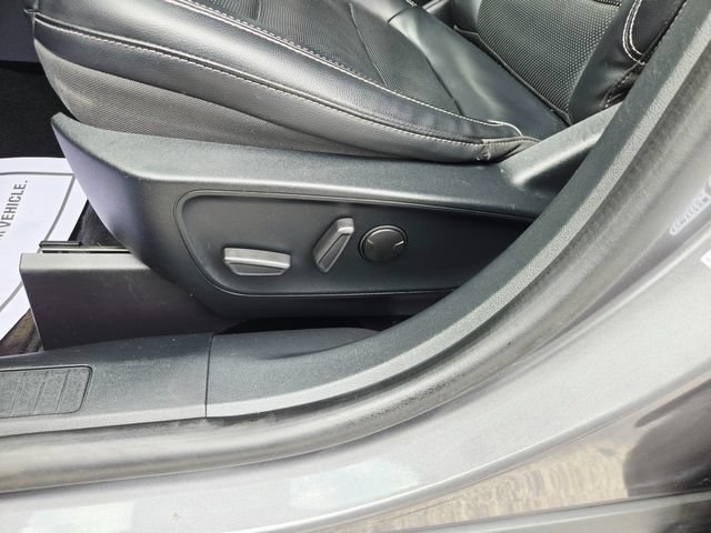 Used 2021 Ford Escape SEL AWD/4WD image 32