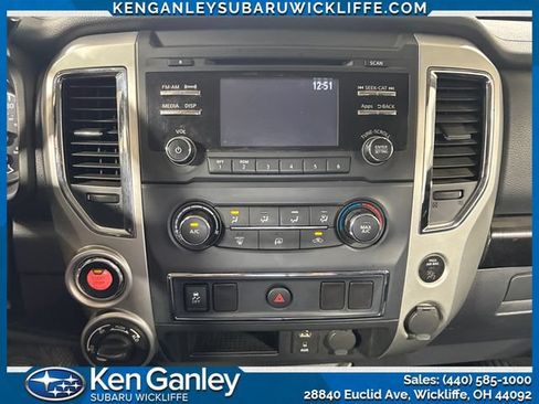 Used 2017 Nissan Titan SV AWD/4WD image 17