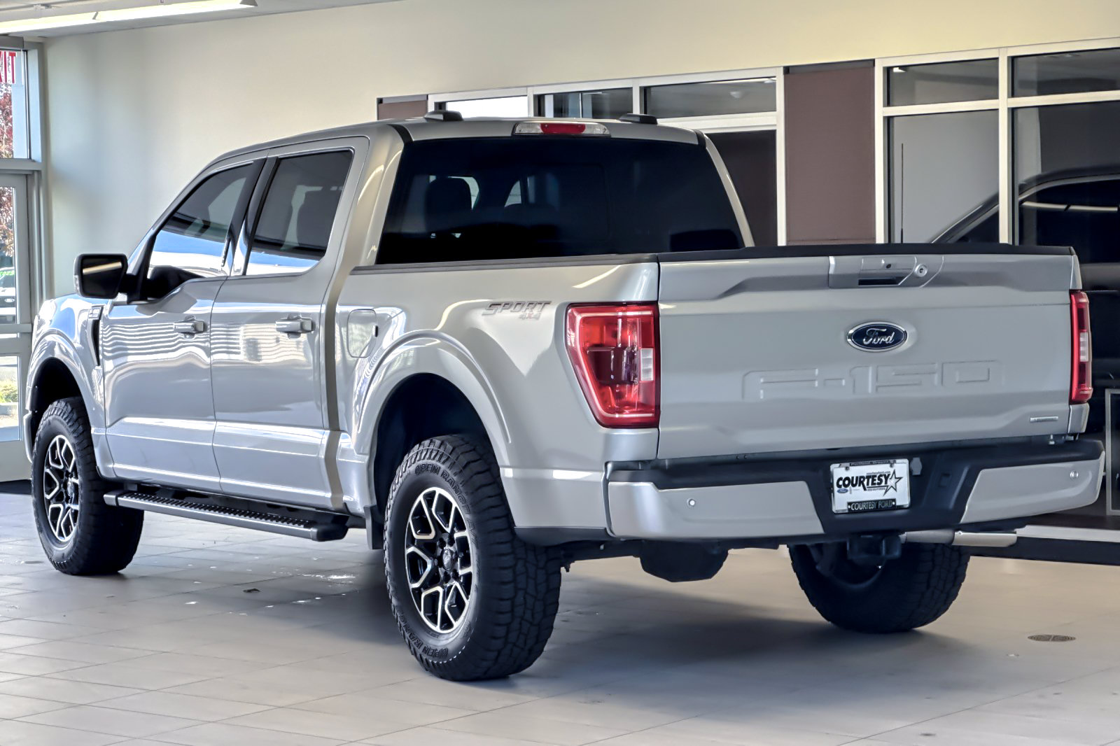 Used 2023 Ford F150 XLT w/ Equipment Group 302A High AWD/4WD image 6