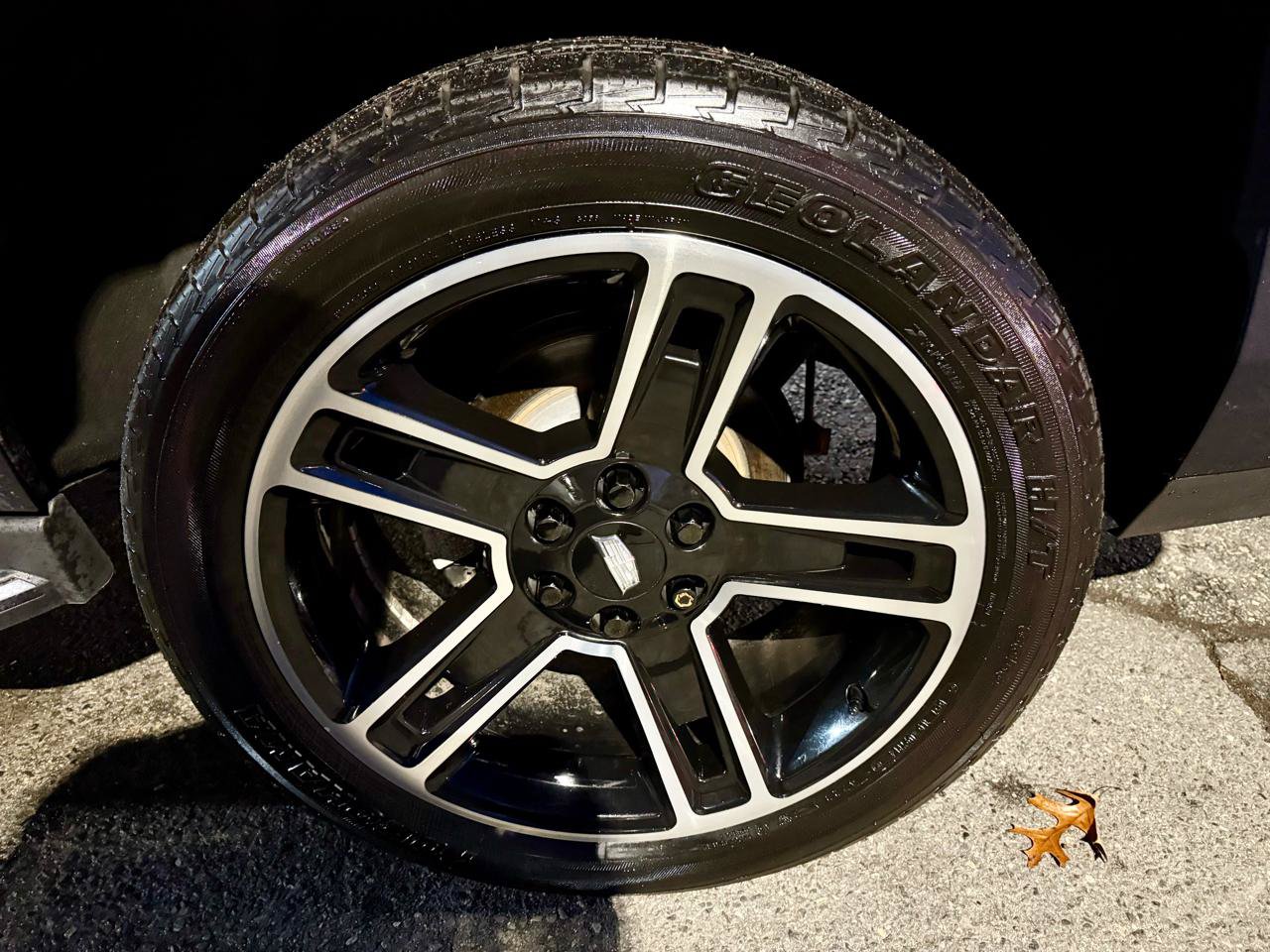 Used 2020 Cadillac Escalade Luxury AWD/4WD image 10