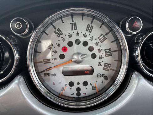 Used 2005 MINI Cooper Convertible FWD image 22