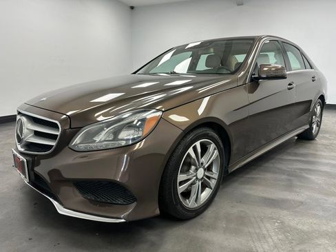 Used 2014 Mercedes-Benz E 350 4MATIC Sedan image 2