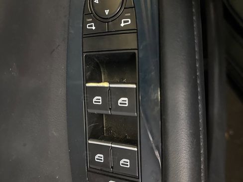 Used 2020 MAZDA MAZDA3 Sedan w/ Preferred Package image 31