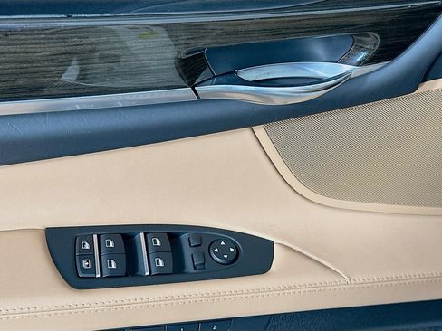 Used 2013 BMW 750Li RWD image 18