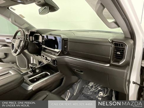 Used 2022 Chevrolet Silverado 1500 LTZ AWD/4WD image 29