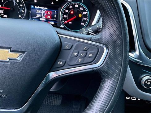 Used 2024 Chevrolet Equinox LS w/ LS Convenience Package image 12