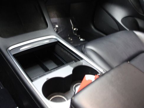 Used 2022 Tesla Model 3 Long Range image 33