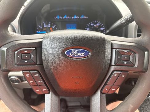 Used 2017 Ford F250 XL w/ Power Equipment Group AWD/4WD image 25