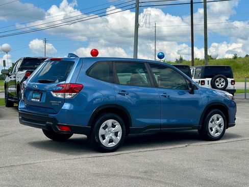Used 2023 Subaru Forester AWD/4WD image 11