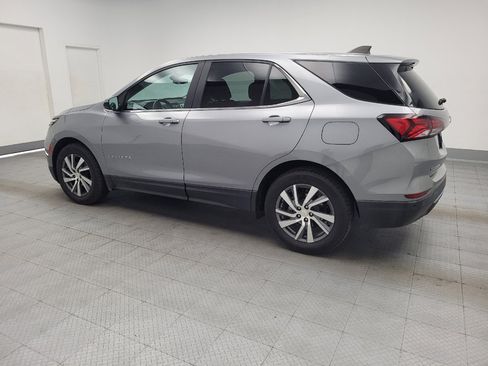 Used 2024 Chevrolet Equinox LT w/ LPO, Floor Liner Package FWD image 3