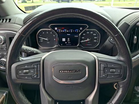 Used 2021 GMC Sierra 1500 Denali w/ Denali Ultimate Package AWD/4WD image 21