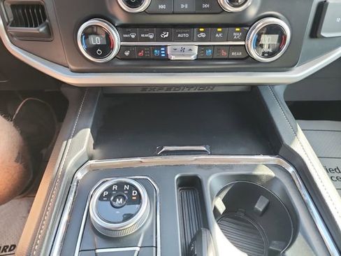 Used 2024 Ford Expedition Max XLT AWD/4WD image 30