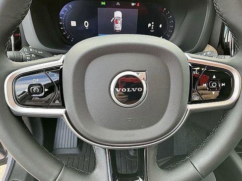 New 2026 Volvo XC60 B5 Plus w/ Protection Package Premier AWD/4WD image 22