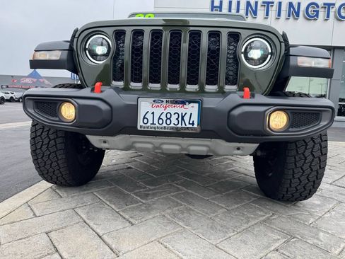 Used 2022 Jeep Gladiator Mojave AWD/4WD image 30