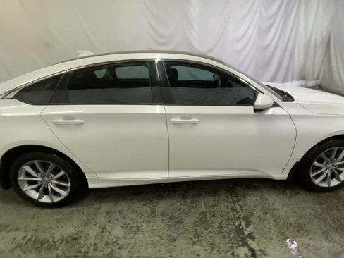 Used 2021 Honda Accord LX image 9