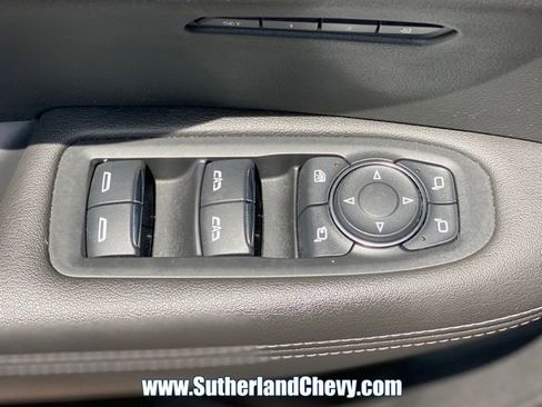 Used 2024 Cadillac XT6 Luxury w/ LPO, Floor Liner Package FWD image 16