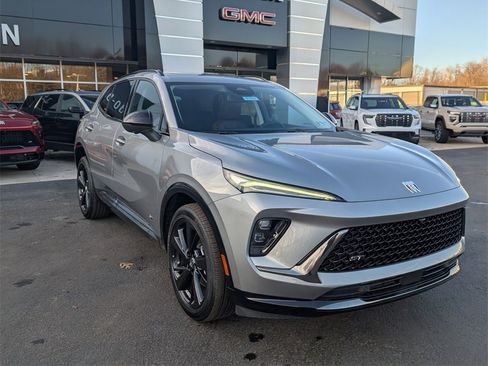 New 2026 Buick Envision Sport Touring image 3