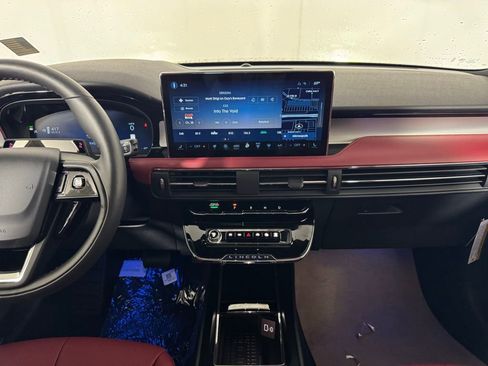 New 2026 Lincoln Corsair Reserve image 39