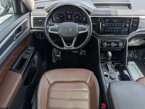 Used 2021 Volkswagen Atlas SEL Premium AWD/4WD image 17