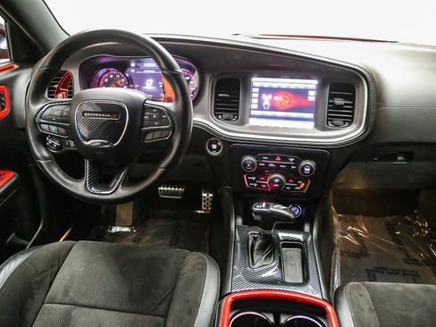 Used 2022 Dodge Charger R/T w/ Plus Group RWD image 14