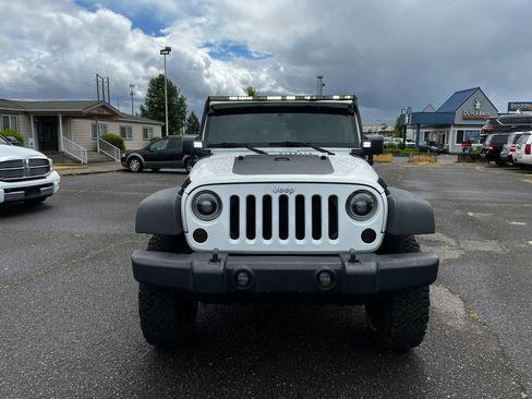 Used 2016 Jeep Wrangler Unlimited Sport w/ Quick Order Package 24S AWD/4WD image 8