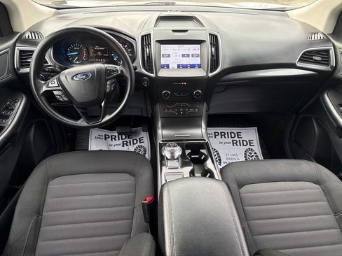 Used 2020 Ford Edge SE image 17