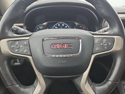 Used 2019 GMC Acadia Denali w/ Technology Package AWD/4WD image 36