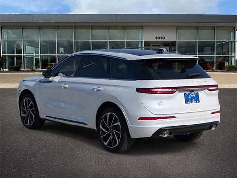 Used 2024 Lincoln Corsair Grand Touring w/ Equipment Group 301A image 6