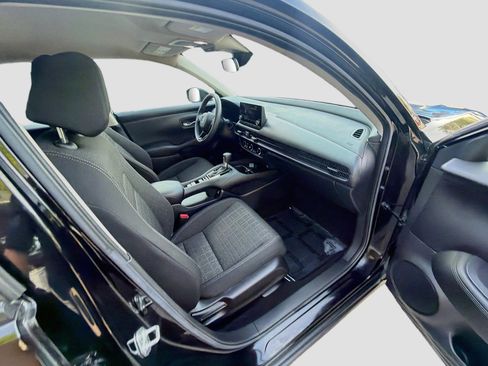 Certified 2023 Honda HR-V LX image 30