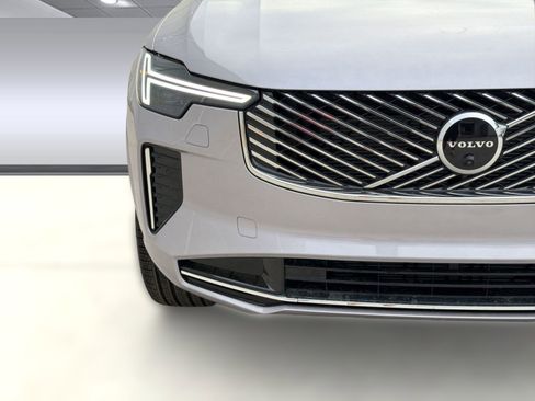 New 2026 Volvo XC90 T8 Ultra w/ Protection Package Premier AWD/4WD image 21