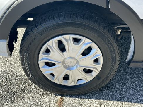 Used 2023 Ford Transit 350 XLT image 14