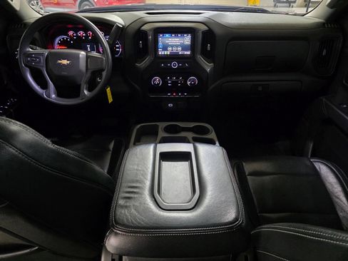 Used 2020 Chevrolet Silverado 1500 Custom w/ Custom Value Package RWD image 14