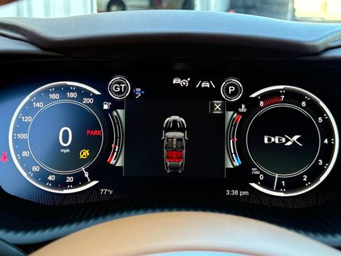 Used 2021 Aston Martin DBX AWD/4WD image 15