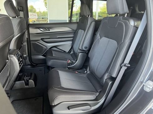 New 2025 Jeep Grand Cherokee L Laredo w/ Luxury Tech Group I image 13