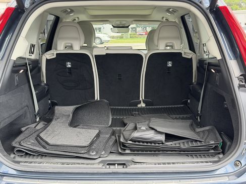 Certified 2025 Volvo XC90 B5 Plus w/ Protection Package Premier AWD/4WD image 10