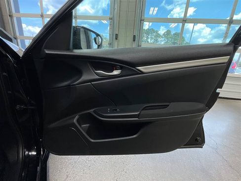 Used 2019 Honda Civic LX image 29