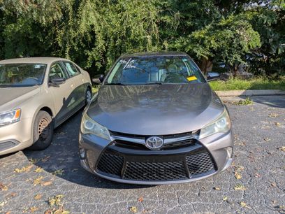 Used 2016 Toyota Camry SE