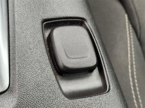 Used 2022 Chevrolet Camaro LT image 12