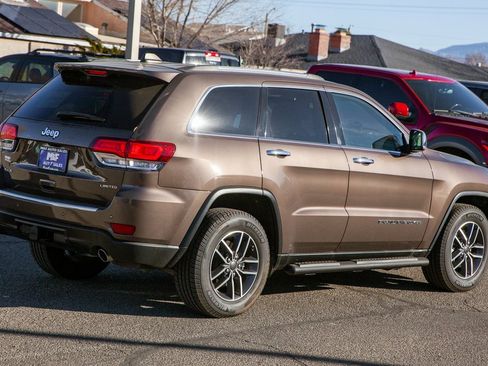 Used 2020 Jeep Grand Cherokee Limited w/ Luxury Group II image 4