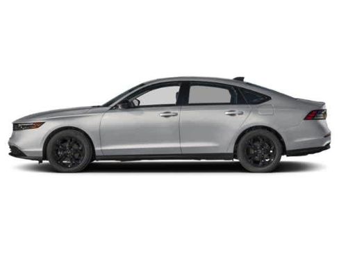Used 2025 Honda Accord SE image 6