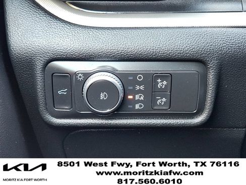 Used 2020 Ford Explorer XLT w/ Equipment Group 202A RWD image 20