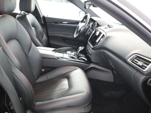 Used 2022 Maserati Ghibli Modena Q4 image 24