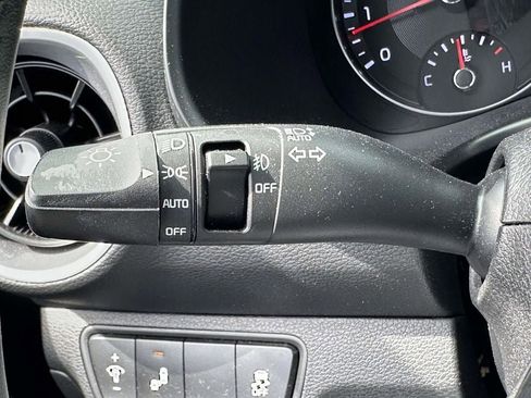 Used 2023 Kia Forte GT-Line w/ GT-Line Premium Package FWD image 34