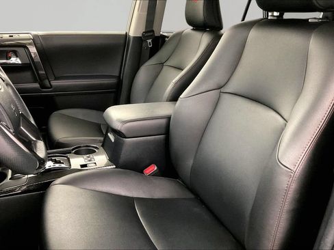 Used 2022 Toyota 4Runner TRD Pro AWD/4WD image 19