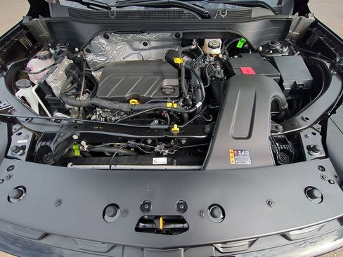 New 2026 Chevrolet Trax LT w/ Driver Confidence Package FWD image 28