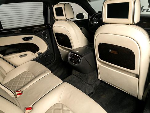Used 2013 Bentley Mulsanne w/ Premiere Specification Pkg image 8