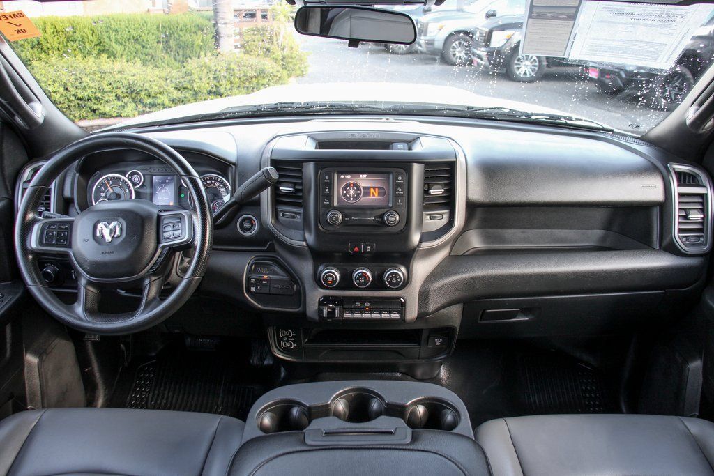 Used 2022 RAM 5500 Tradesman w/ Chrome Appearance Group AWD/4WD image 22