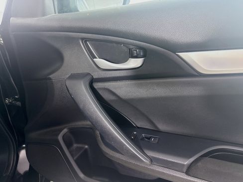 Used 2019 Honda Civic LX image 28