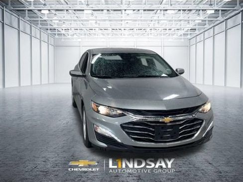 Used 2024 Chevrolet Malibu LT FWD image 4
