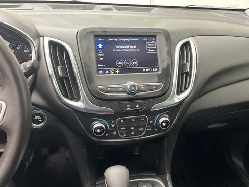 Certified 2022 Chevrolet Equinox LT image 17